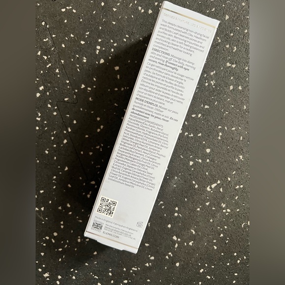 ELEMIS LONDON | Clarifying Clay Wash 150mL - Picture 7 of 9